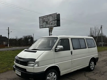 Авто Volkswagen Transporter 1991 № 8265120