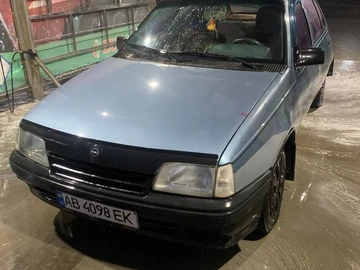 Авто Opel Kadett 1990 № 8265151
