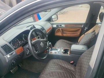 Авто Volkswagen Touareg 2004 № 8265250