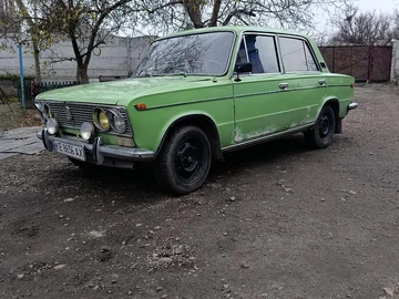 Авто ВАЗ 2103 1988 № 8265385