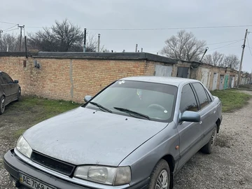 Авто Hyundai Lantra 1992 № 8265441