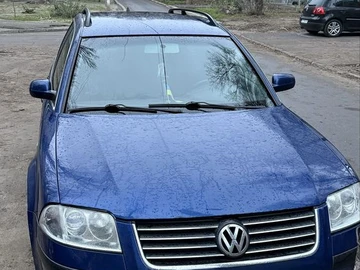 Авто Volkswagen Passat Variant 2002 № 8265539