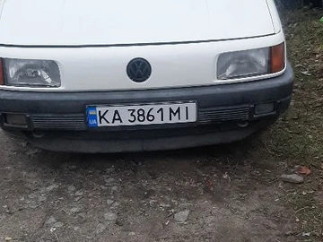 Авто Volkswagen Passat Variant 1992 № 8265554