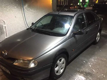 Авто Renault Laguna 1999 № 8265559
