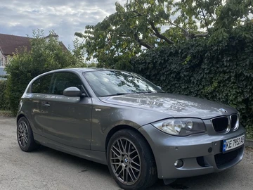 Авто BMW 1 Серия 2009 № 8265565