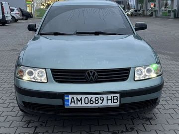 Авто Volkswagen Passat Sedan 1999 № 8265574