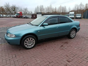 Авто Audi A4 1998 № 8265577
