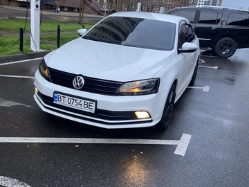 Авто Volkswagen Jetta 2016 № 8265776