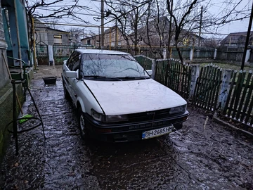 Авто Toyota Corolla 1989 № 8265913