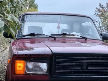 Авто ВАЗ 2107 2004 № 8266000