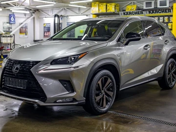Авто Lexus Lbx 2020 № 8266099