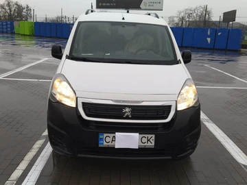 Авто Peugeot Partner 2016 № 8266113