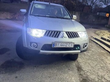 Авто Mitsubishi Pajero Sport 2013 № 8266160