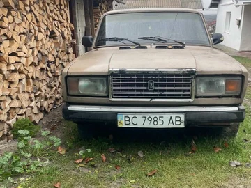 Авто ВАЗ 2107 1987 № 8266191