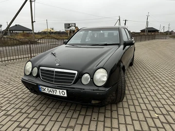 Авто Mercedes E Серия 2000 № 8266282