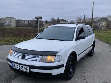 Авто Volkswagen Passat Variant 1999 № 8266299