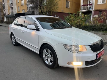 Авто Skoda Superb 2009 № 8266337