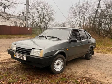 Авто ВАЗ 21099 1993 № 8266386
