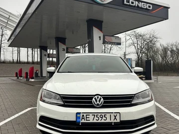 Авто Volkswagen Jetta 2017 № 8266552