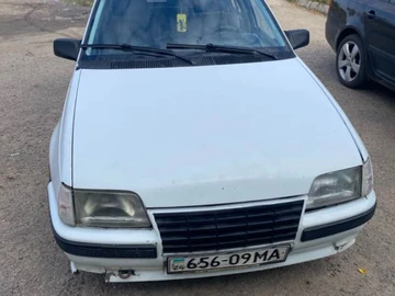 Авто Opel Kadett 1986 № 8266574