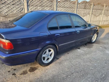 Авто BMW 5 Серия 1998 № 8266684