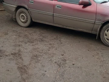 Авто Opel Vectra 1990 № 8266706
