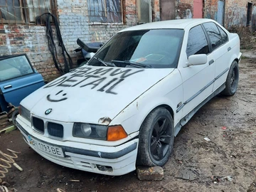 Авто BMW 3 Серия 1992 № 8267005