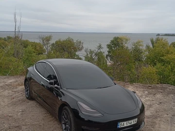 Авто Tesla Model 3 2020 № 8267019