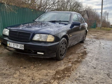 Авто Mercedes 220 1997 № 8267122