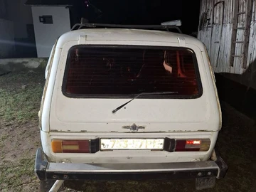 Авто ВАЗ 2121 1985 № 8267129