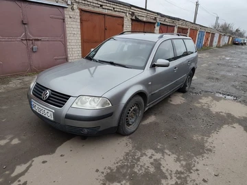 Авто Volkswagen Passat Variant 2001 № 8267237