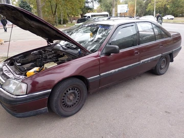 Авто Opel Omega 1992 № 8267393