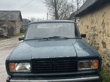 Авто ВАЗ 2107 2004 № 8267470