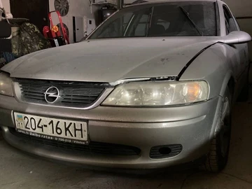 Авто Opel Vectra 1997 № 8267647