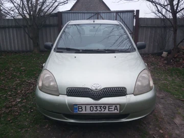 Авто Toyota Yaris 2001 № 8267698