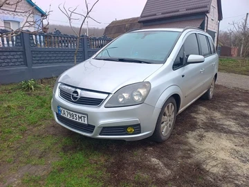 Авто Opel Zafira 2005 № 8267700
