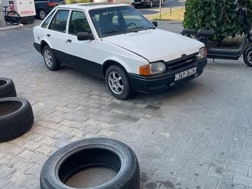 Авто Ford Escort 1988 № 8267879