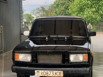 Авто ВАЗ 2107 1992 № 8267885