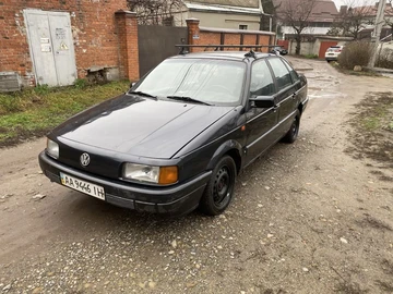 Авто Volkswagen Passat Sedan 1991 № 8267903