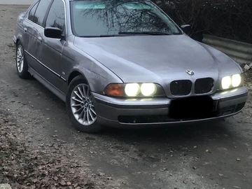 Авто BMW 5 Серия 2000 № 8268183