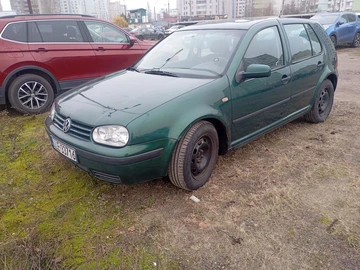 Авто Volkswagen Golf 1999 № 8268241