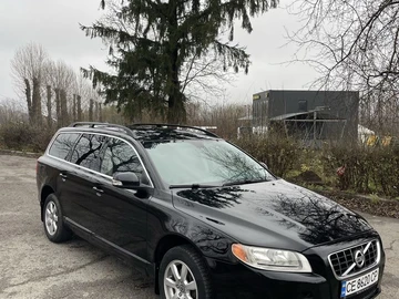 Авто Volvo V70 2010 № 8268289