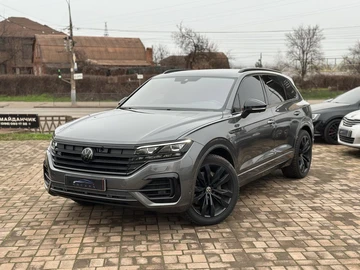 Авто Volkswagen Touareg 2023 № 8268574