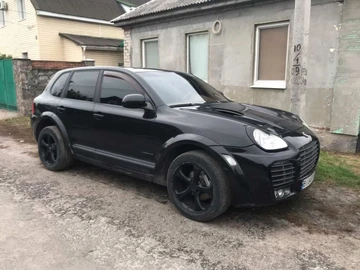 Авто Porsche Cayenne 2006 № 8268601