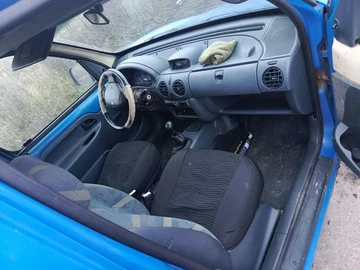 Авто Renault 19 2000 № 8268875