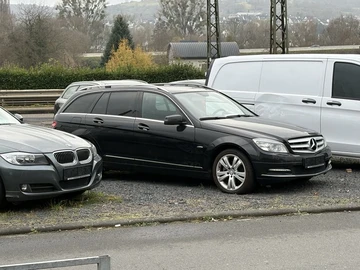 Авто Mercedes 220 2010 № 8269096