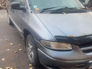 Авто Chrysler Voyager 1999 № 8269124