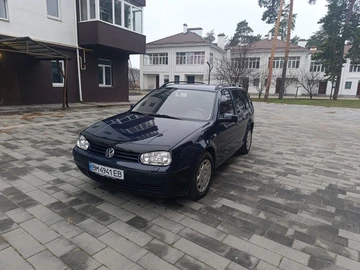 Авто Volkswagen Golf 2001 № 8269132