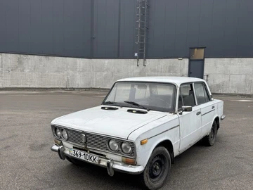 Авто ВАЗ 2103 1984 № 8269140