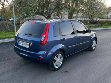 Авто Ford Fiesta 2006 № 8269228